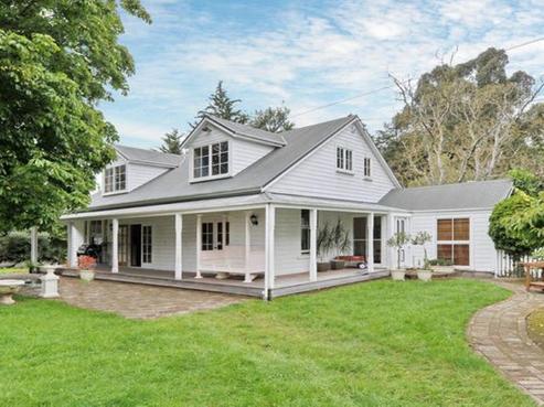 112 Howsons Road, Cust