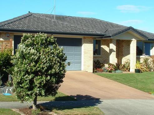 16 Mccall Drive, Waiuku