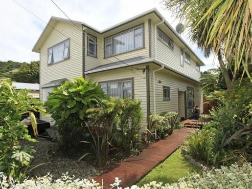 2 Nicholls Avenue, Petone