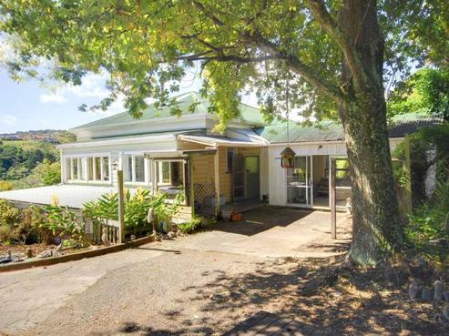 18 Waterhouse Street, Enner Glynn