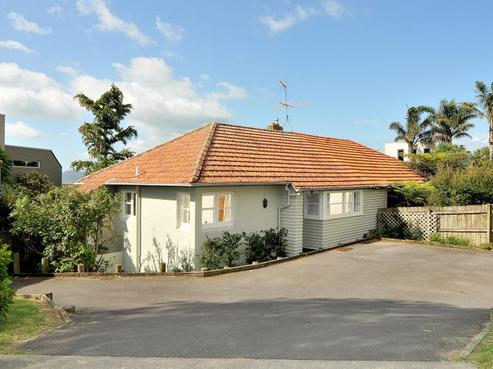 2 Godden Crescent, Orakei