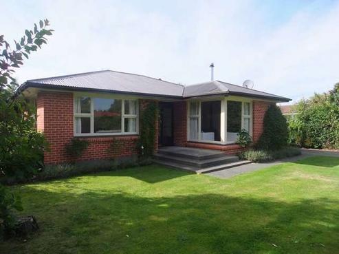 4 Longden Street, Darfield