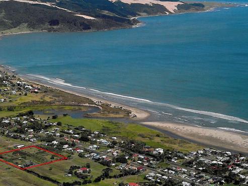 42 Kiwi Street, Ahipara