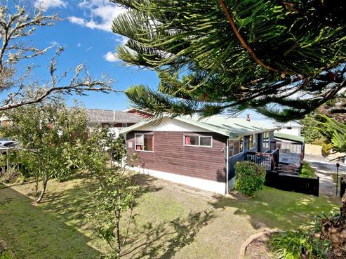 6 Addison Drive, Glendene