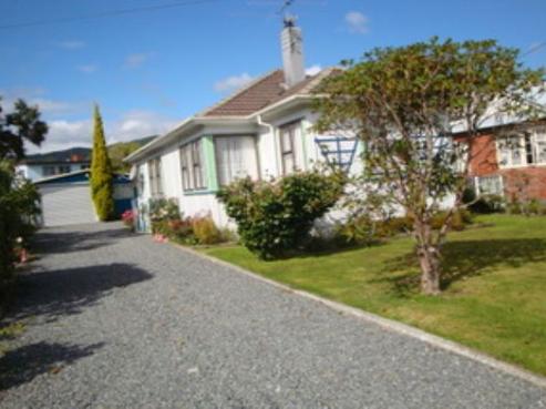 5 Benge Crescent, Naenae