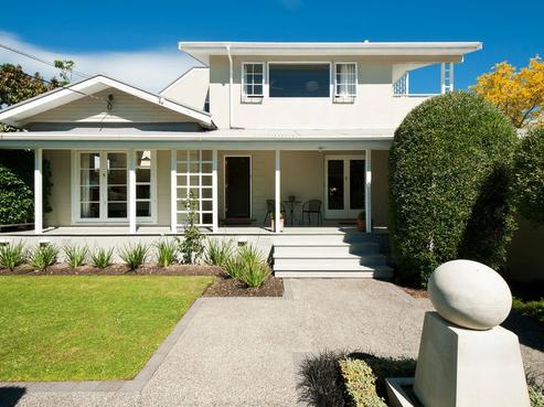 15 Seacliffe Avenue, Belmont