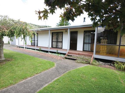 2 Janet Place, Lynmore