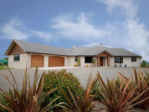 1812 State Highway 3, Feilding