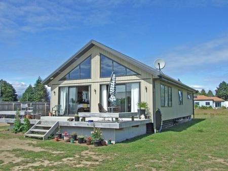 24 Ngahana Place, Turangi