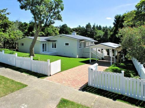 16 Moore Street, Hillcrest