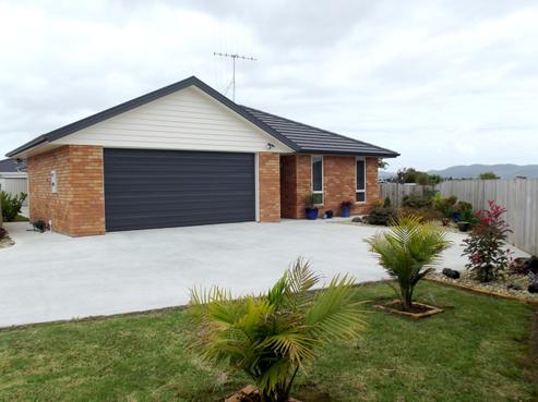 54 North Crest Drive, Onerahi