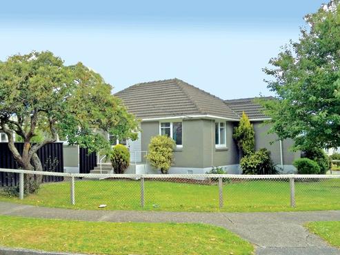 213 Waddington Drive, Naenae