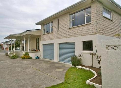 86 Gladstone Terrace, Gladstone
