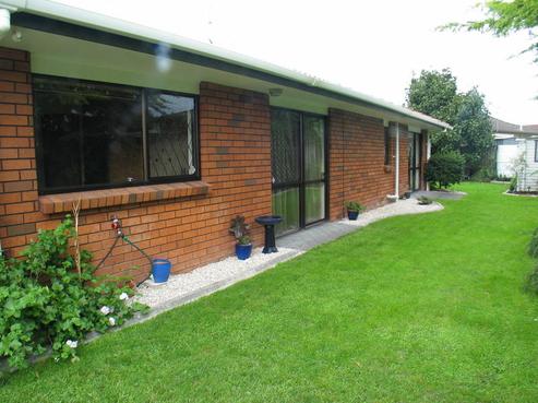 7/15 Don Street, Papakura
