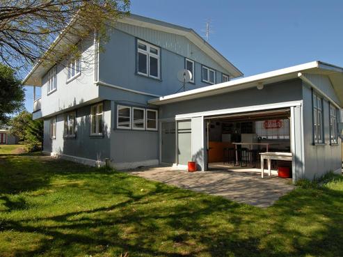 52 Pinedale Crescent, Riversdale Beach