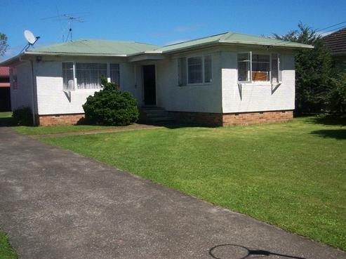 7 Alexander Crescent, Otara