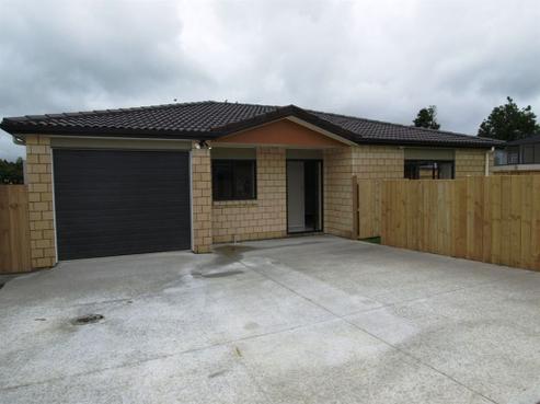 16 Airdrie Road, Ranui