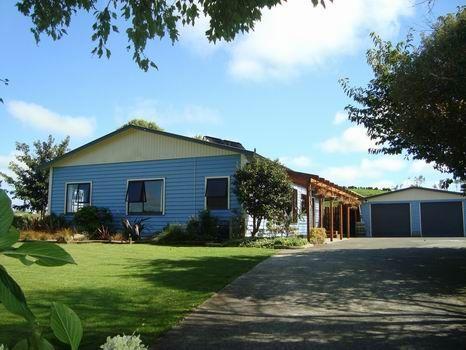 403 Dalziell Road, Eltham