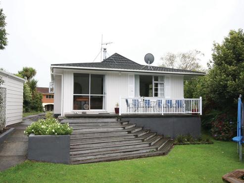 104 Tihi Road, Springfield