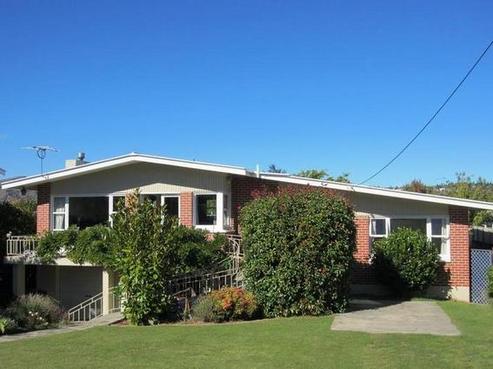 66 Royal Terrace, Alexandra