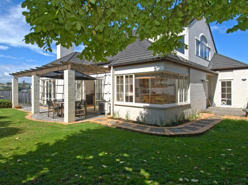 73 Beach Road, Mellons Bay