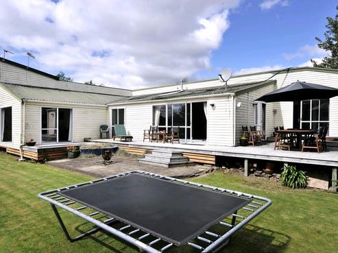 15 Rika Place, Kawaha Point
