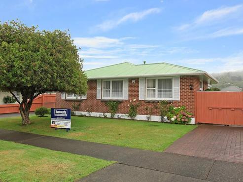 159 Taita Drive, Avalon