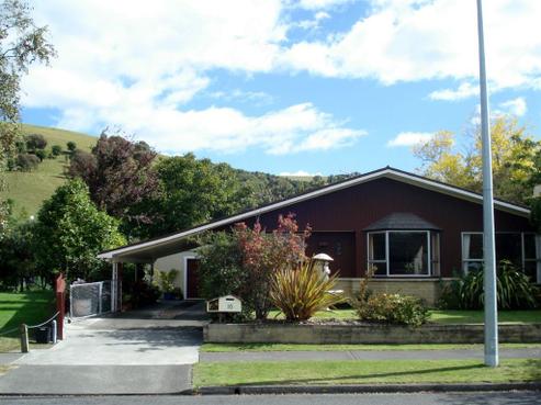16 Trigg Crescent, Taradale