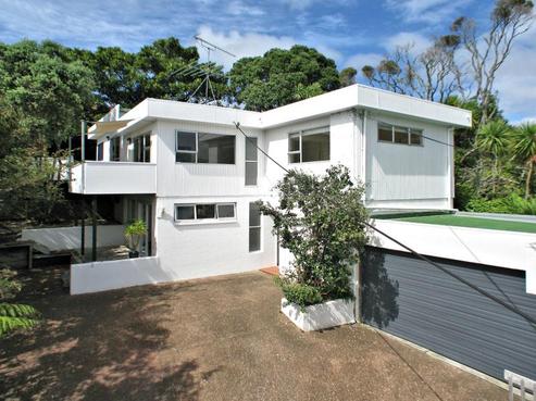 901 Beach Road, Waiake