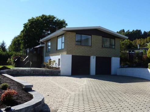 31 Selbourne Avenue, Richmond