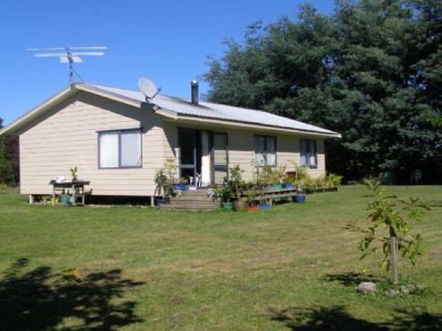 360 Paierau Road, Opaki