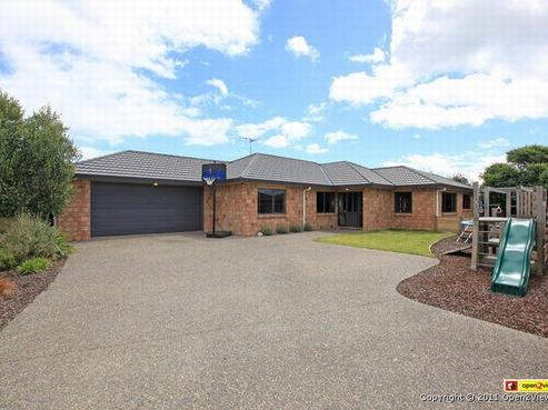 116 Guildford Drive, Paraparaumu Beach