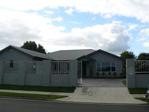 6 Twin Willow Close, Cambridge