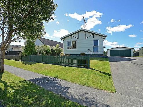 20 Delaware Grove, Totara Park
