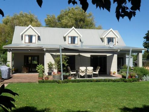 233 Thompson Road, Havelock North