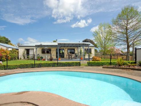 2017 Pakowhai Road, Pakowhai