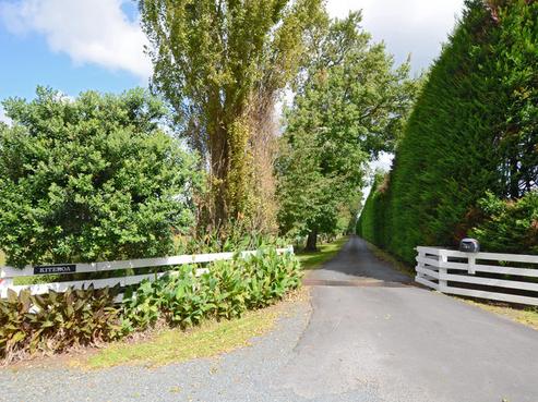 893A Otaika Valley Road, Maungatapere