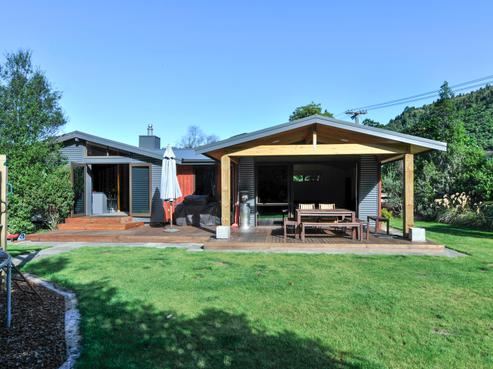 2 Benn Road, Lake Okareka