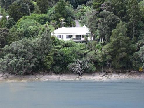 28 Clinton Road, Tawharanui Peninsula