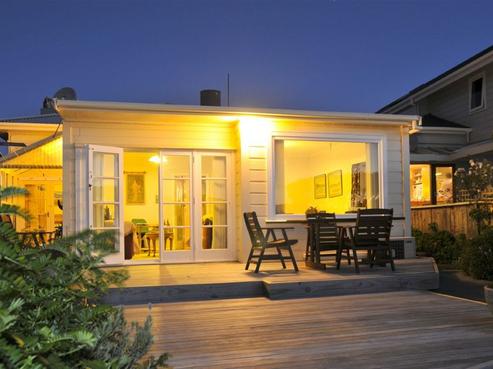 12 Grafton Road, Roseneath