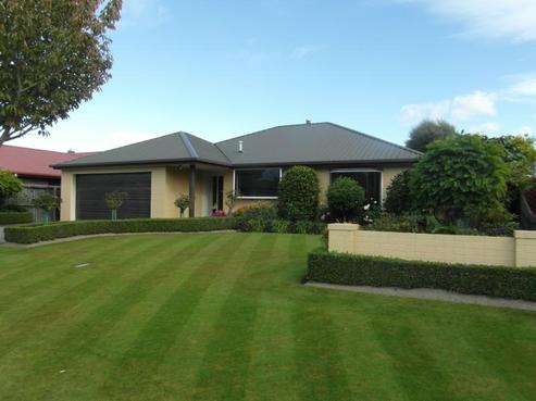 6 Fairweather Crescent, Kaiapoi