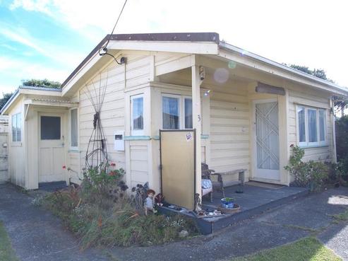 3 Rangiuru Road, Otaki Beach
