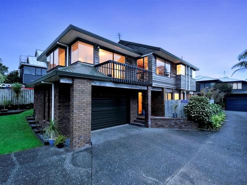 10 Newburn Road, Waiake