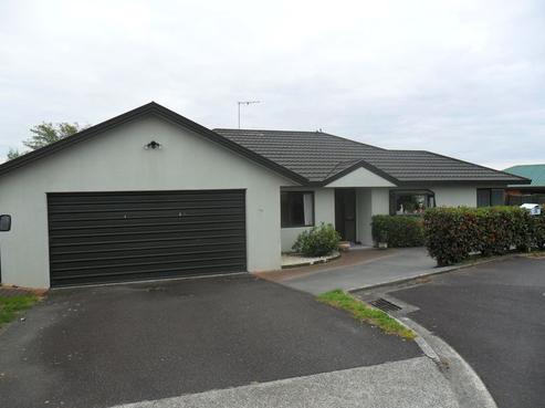 38 Carter Drive, Westbrook