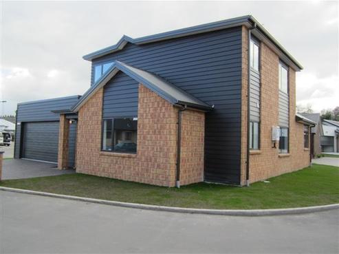 1 Braedan Lane, Huntington