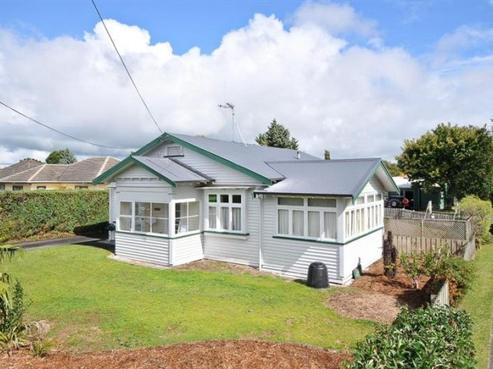 17 Peachgrove Road, Hamilton East
