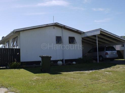 10 Hughes Place, Taneatua