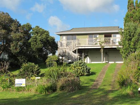 325 Tangiora Avenue, Whangapoua