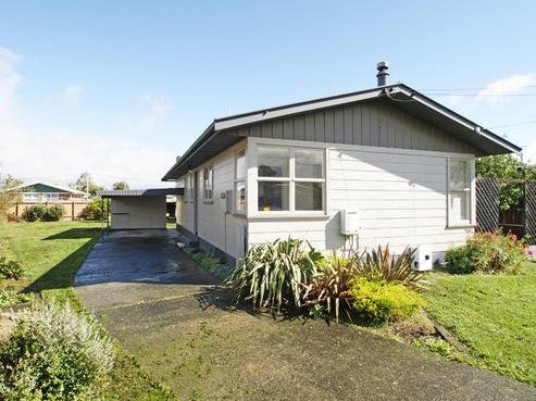 33 Betley Crescent, Fairview Downs
