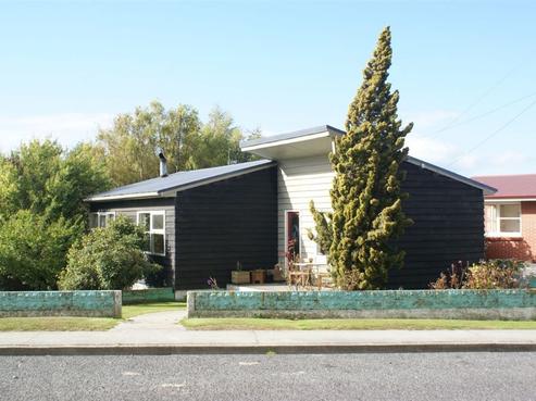 14 Ryrie Street, Balclutha